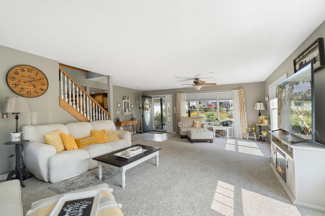 10740 Emerald Drive, Cement City, MI 49233