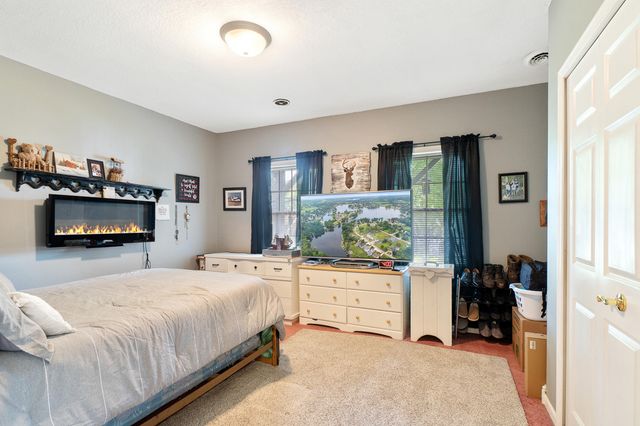 10740 Emerald Drive, Cement City, MI 49233