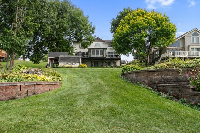 10740 Emerald Drive, Cement City, MI 49233