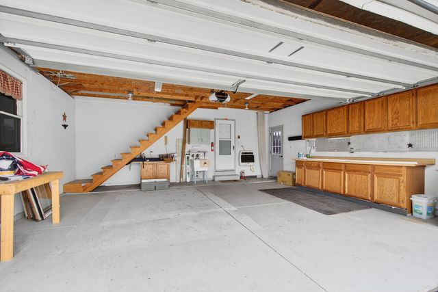 10740 Emerald Drive, Cement City, MI 49233