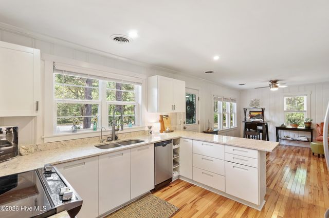 218 Assembly Way Avenue, Kure Beach, NC 28449