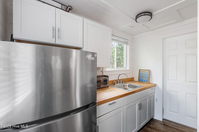 218 Assembly Way Avenue, Kure Beach, NC 28449