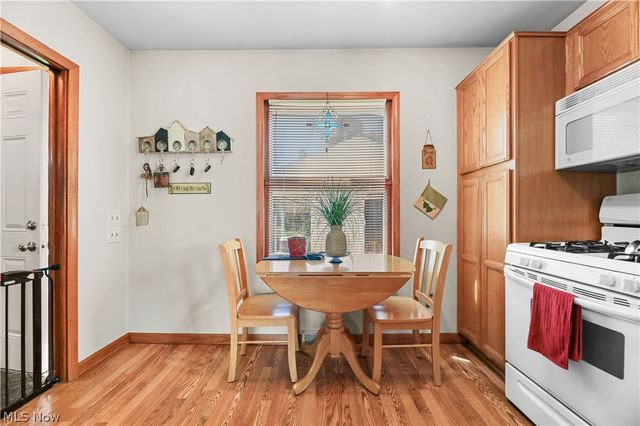 126 Clinton Avenue, Akron, OH 44301