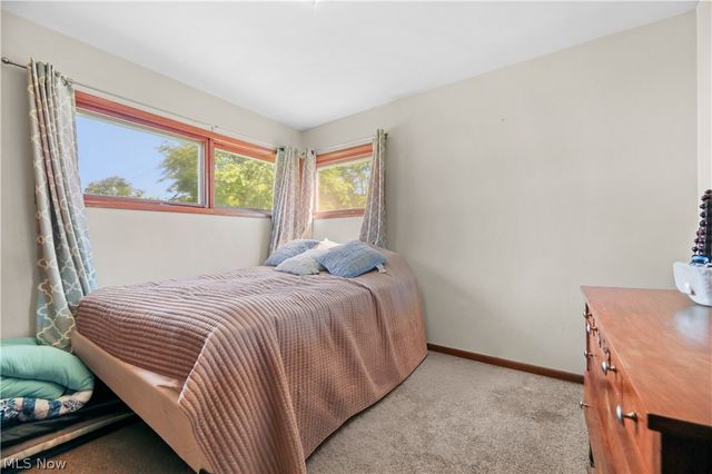 126 Clinton Avenue, Akron, OH 44301