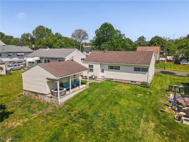 126 Clinton Avenue, Akron, OH 44301