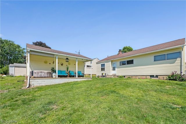 126 Clinton Avenue, Akron, OH 44301