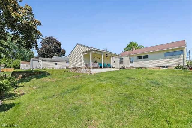 126 Clinton Avenue, Akron, OH 44301