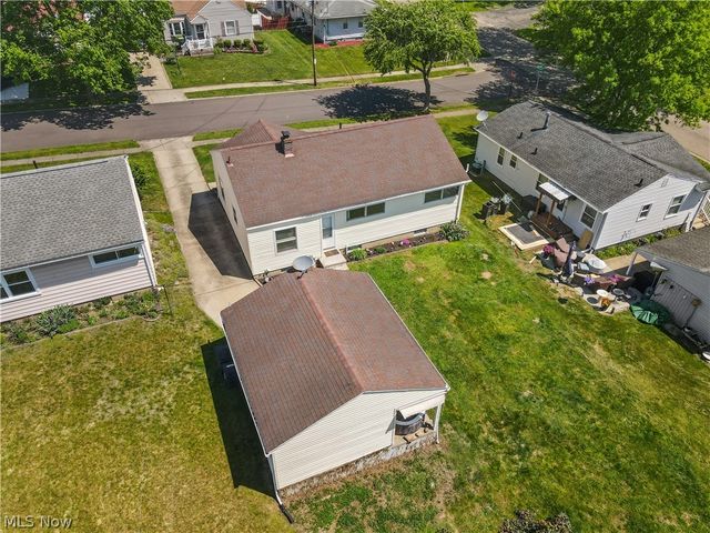 126 Clinton Avenue, Akron, OH 44301