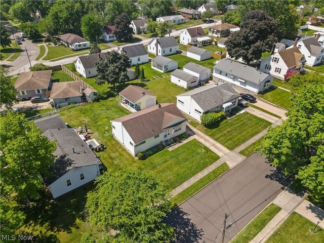 126 Clinton Avenue, Akron, OH 44301