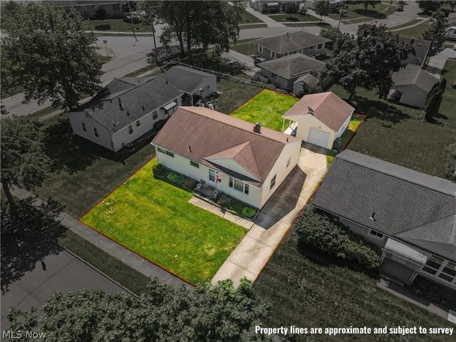 126 Clinton Avenue, Akron, OH 44301