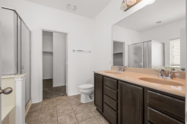 2215 McCombs ST, Georgetown, TX 78626