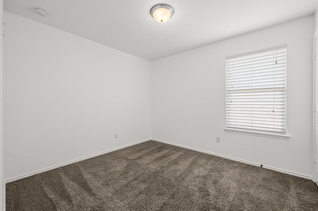 2215 McCombs ST, Georgetown, TX 78626