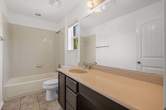 2215 McCombs ST, Georgetown, TX 78626