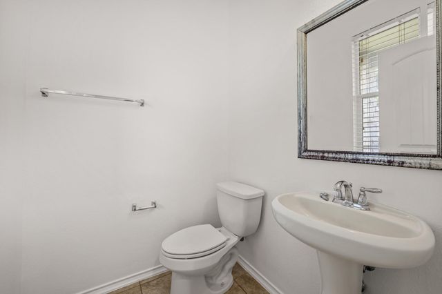2215 McCombs ST, Georgetown, TX 78626