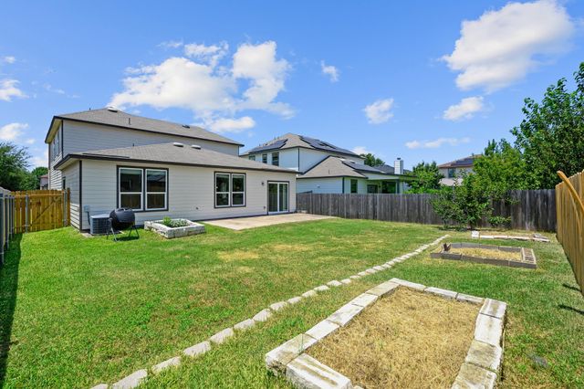 2215 McCombs ST, Georgetown, TX 78626
