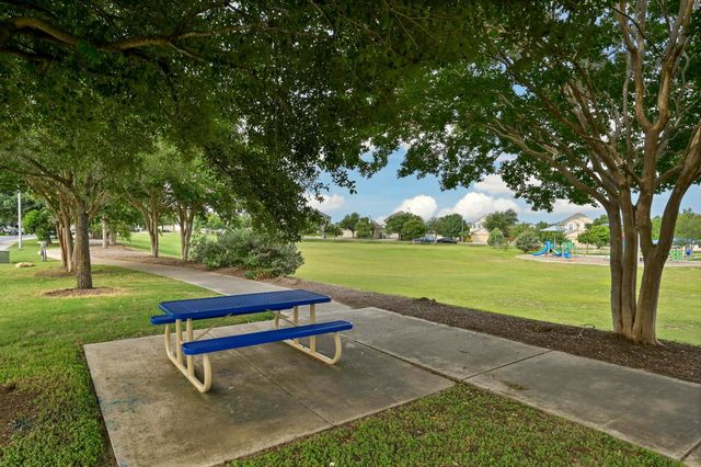2215 McCombs ST, Georgetown, TX 78626