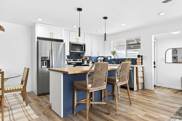 536 Olomana Street, Kailua, HI 96734