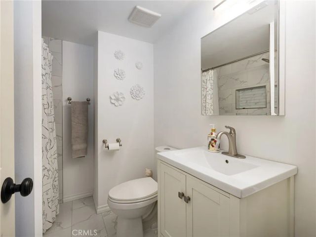 212 E Imperial Avenue E, El Segundo, CA 90245