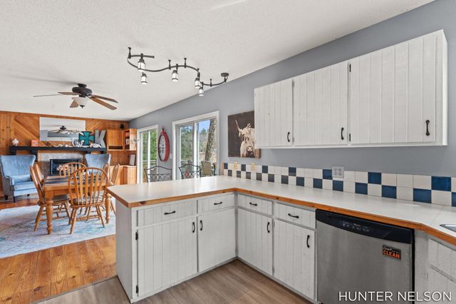 4600 S Teal Lane, Big Prairie Twp, MI 49337