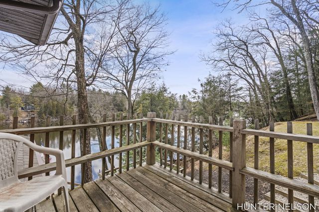 4600 S Teal Lane, Big Prairie Twp, MI 49337