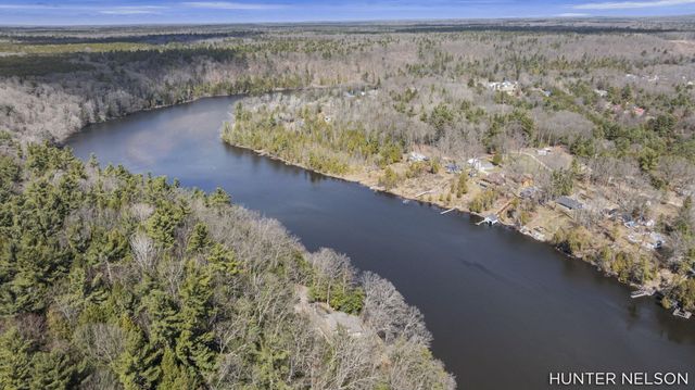 4600 S Teal Lane, Big Prairie Twp, MI 49337