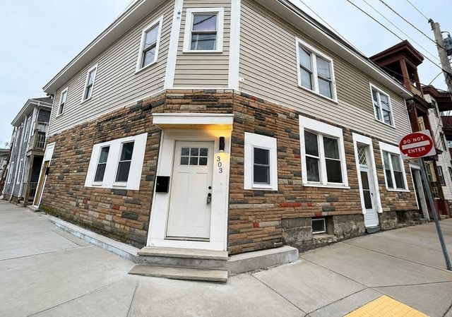 303 Carter St 1, Chelsea, MA 02150