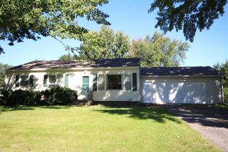13738 E Tremblay Drive, Vicksburg, MI 49097
