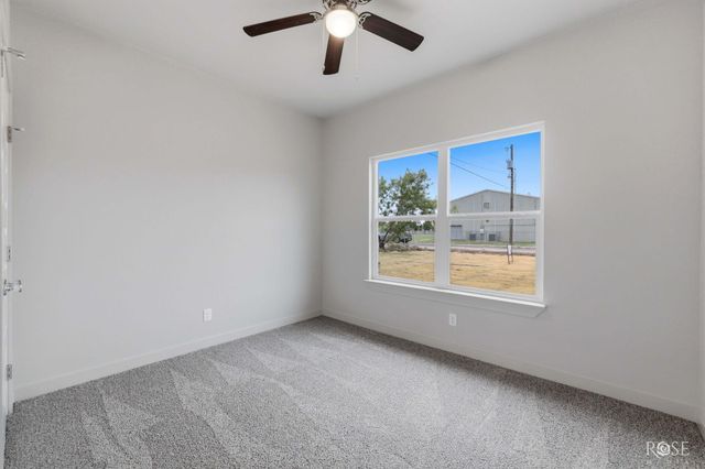 56 E 17th Street, San Angelo, TX 76903