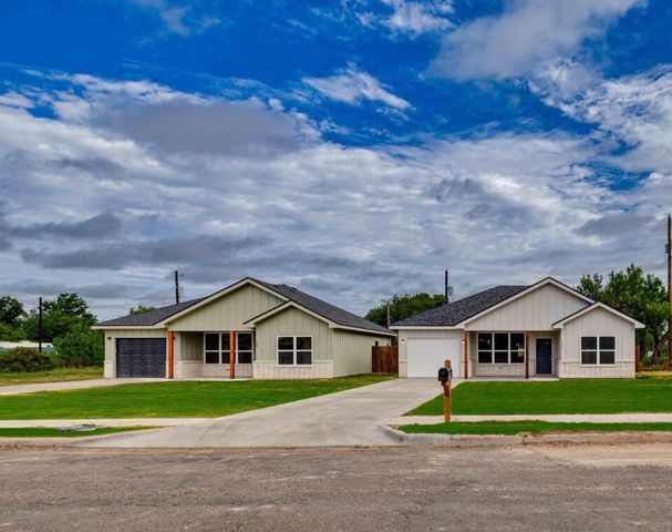 56 E 17th Street, San Angelo, TX 76903