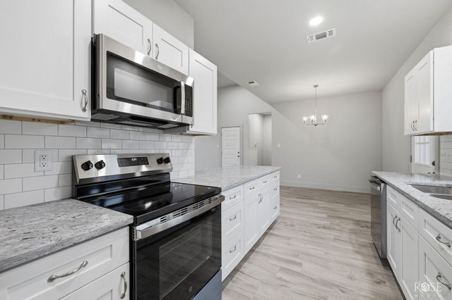 56 E 17th Street, San Angelo, TX 76903