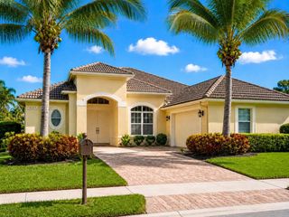 3598 Turtle Island Court, West Palm Beach, FL 33411