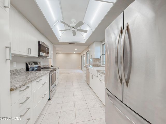 1104 E WATSON Drive, Tempe, AZ 85283