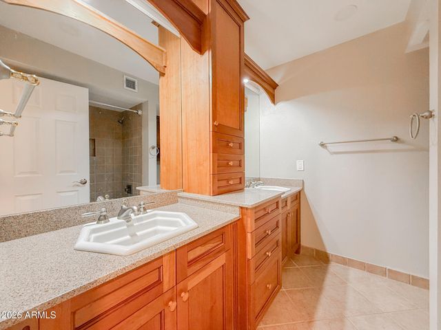 1104 E WATSON Drive, Tempe, AZ 85283