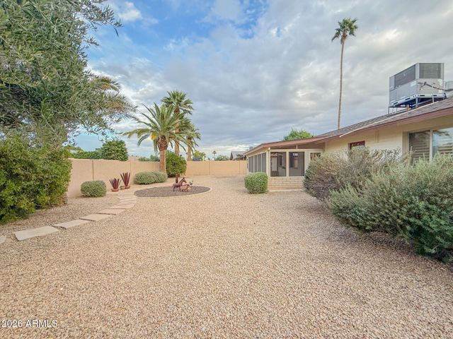 1104 E WATSON Drive, Tempe, AZ 85283