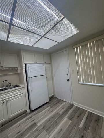 1481 NE Miami Gardens Dr 165, Miami, FL 33179