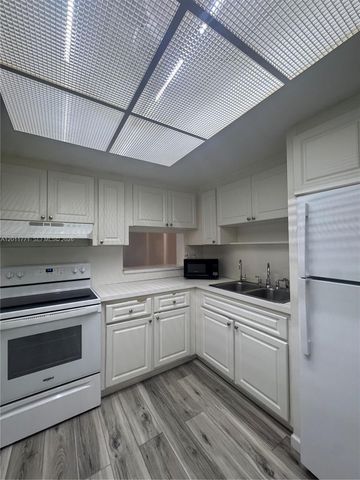 1481 NE Miami Gardens Dr 165, Miami, FL 33179