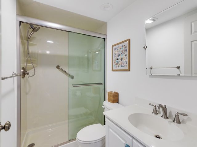 300 Harbour Drive 308E, Vero Beach, FL 32963