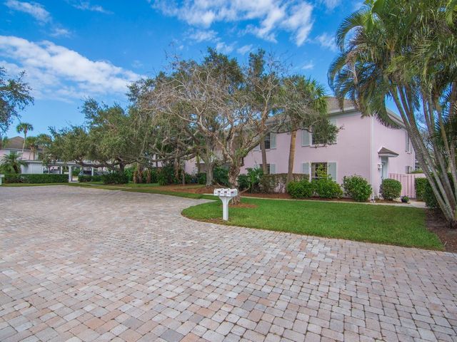 300 Harbour Drive 308E, Vero Beach, FL 32963
