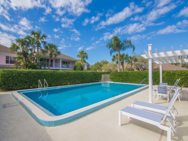 300 Harbour Drive 308E, Vero Beach, FL 32963