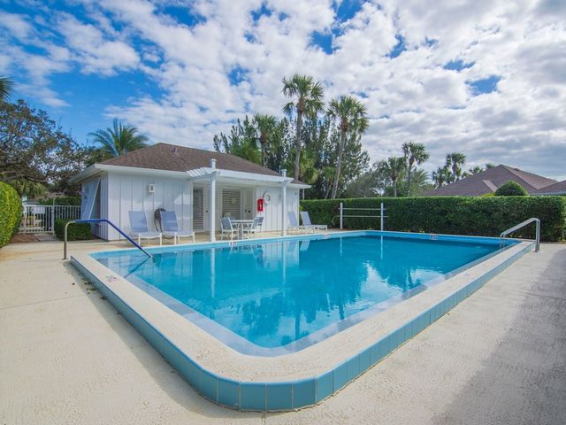 300 Harbour Drive 308E, Vero Beach, FL 32963