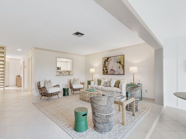 300 Harbour Drive 308E, Vero Beach, FL 32963