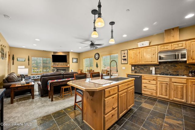 308 Ohio Ave, 205 205, Kellogg, ID 83837