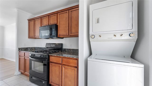 1304 S C Court, Rogers, AR 72756