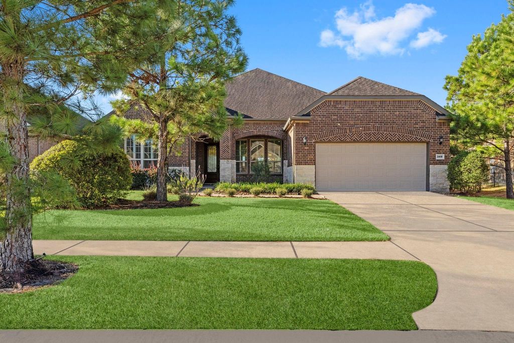 349 Kerry Bog Lane, The Woodlands, TX 77382