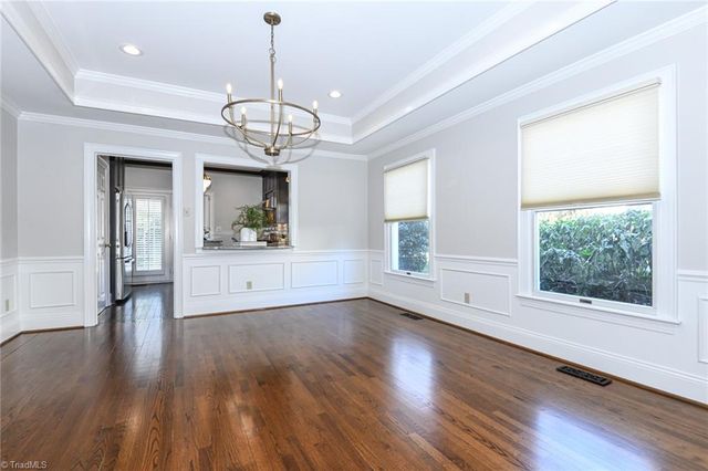 420 Fisher Park Circle, Greensboro, NC 27401