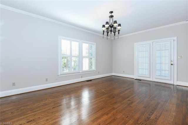 420 Fisher Park Circle, Greensboro, NC 27401