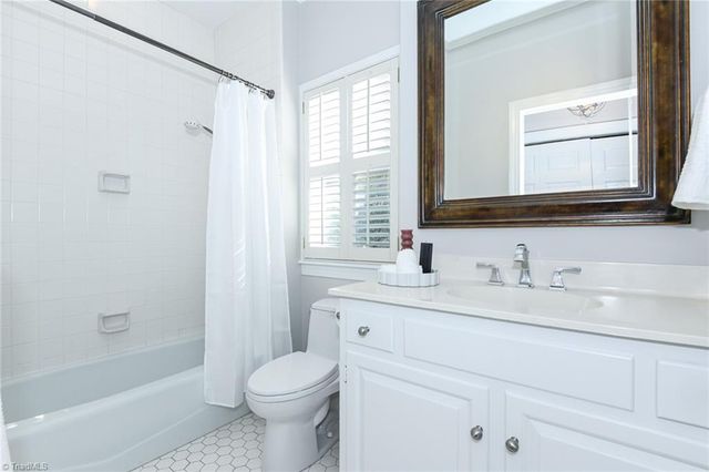 420 Fisher Park Circle, Greensboro, NC 27401