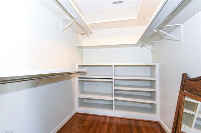 420 Fisher Park Circle, Greensboro, NC 27401