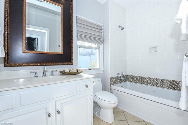 420 Fisher Park Circle, Greensboro, NC 27401