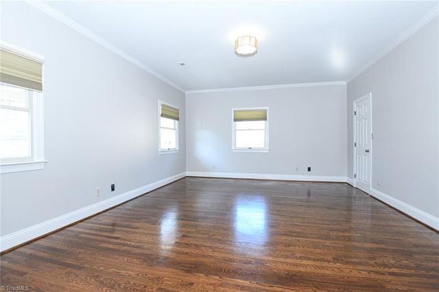 420 Fisher Park Circle, Greensboro, NC 27401